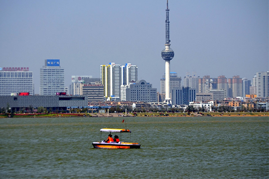 潍坊各县gdp_最新发布 山东17市GDP排名出炉,快看济宁第几名(2)